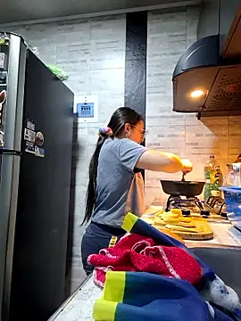 linda-schmidt online show from January 14, 2:27 am