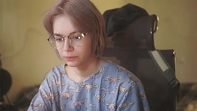 alyssa sweet online show from April 28, 4:38 am