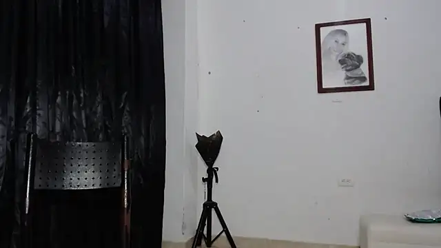 venuz mendoza20 online show from September 15, 1:30 pm