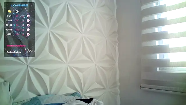 Snapshot of jerryandjessica chatting on September 20, 8:18 pm jerryandjessica online show from September 20, 8:18 pm