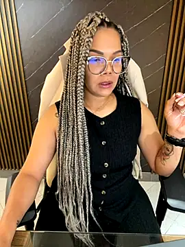Snapshot of KellyBrooklyn_ chatting on October 21, 1:15 pm KellyBrooklyn online show from October 21, 1:15 pm