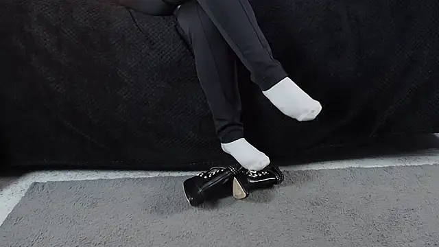  Jade 16 online show from December 15, 11:48 am