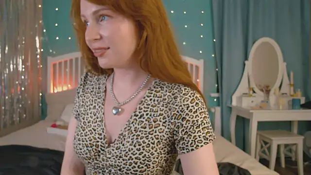 GingerArin online show from June 3, 2:33 pm