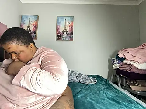 MissLola27 online show from April 24, 5:49 pm