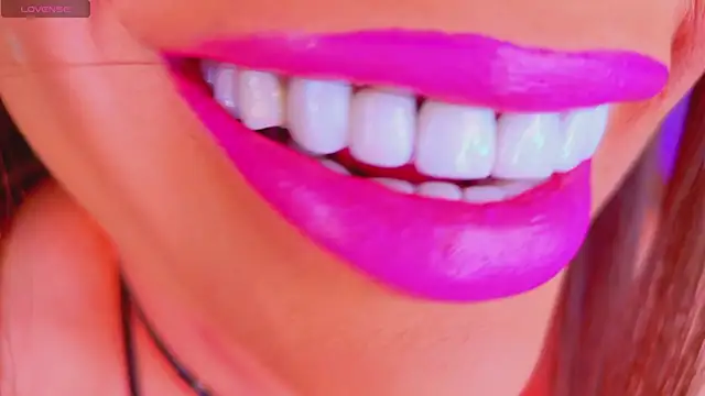 macasweet online show from April 22, 11:24 pm