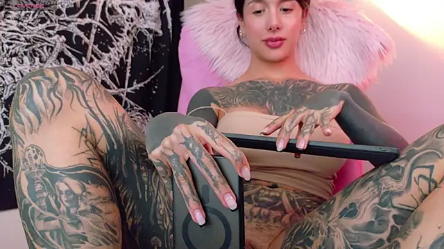 antoniaacxx online show from July 29, 8:53 pm