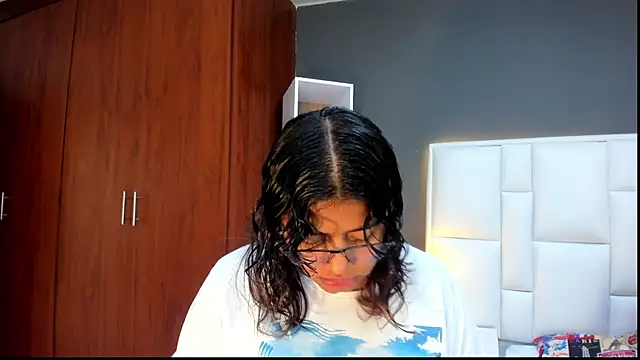 yeral2017 online show from April 21, 3:41 pm