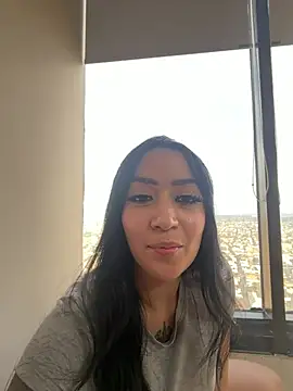 EmmyEvans1 online show from April 28, 9:51 pm