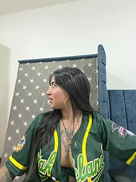 EmmyEvans1 online show from March 11, 7:38 pm