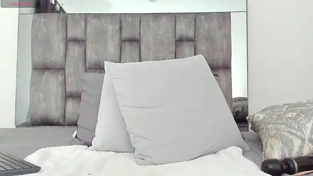 alyssia ocean online show from April 10, 2:45 pm