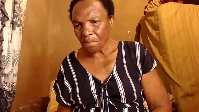 NaughtyGranny online show from August 1, 9:06 pm