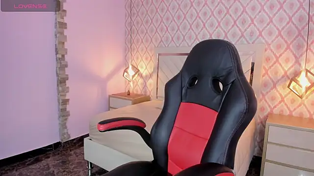 clarisKlein online show from June 6, 12:11 pm