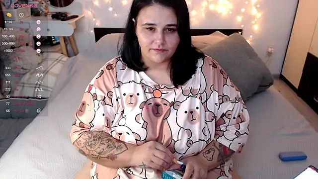 naughtykiss online show from September 19, 10:58 am