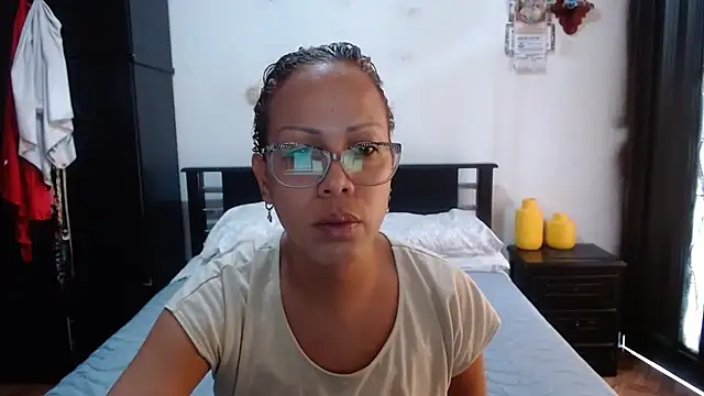 sensual nataliee online show from October 13, 2:09 pm