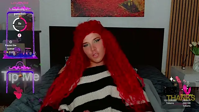 HelenSpellman online show from April 26, 2:09 am