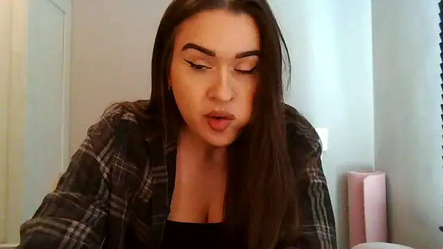 avajade online show from September 23, 8:34 am