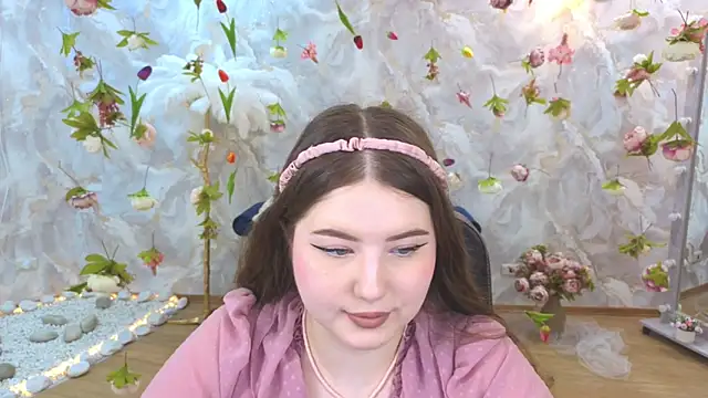 NicoleFoxery online show from June 9, 3:50 am