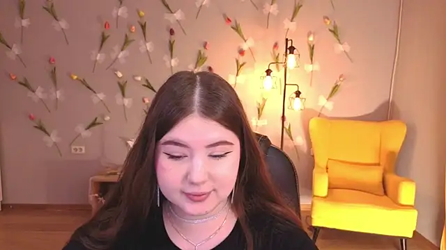 NicoleFoxery online show from April 23, 6:21 pm