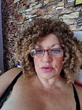 innocentsquirt online show from November 1, 6:50 am