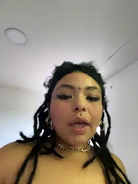 PrincessLauren420 online show from June 5, 9:43 pm