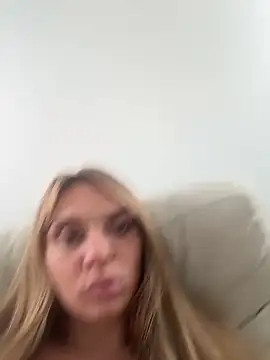 jessieamy online show from March 23, 3:56 am