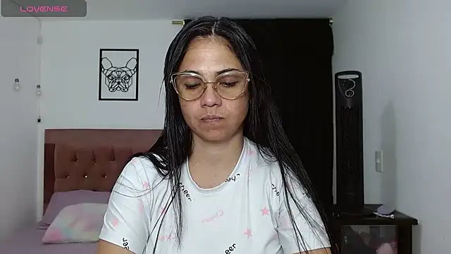 selena ferri online show from April 25, 11:24 pm