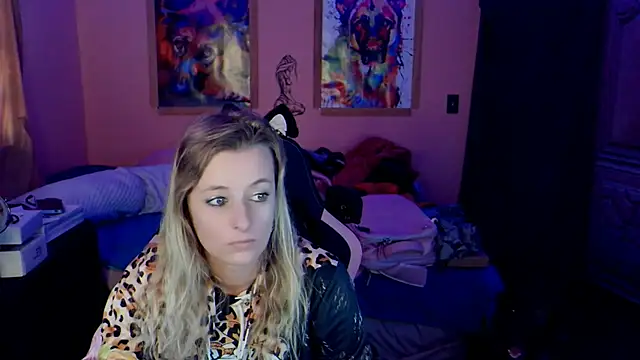 AsiaGoesPro online show from November 24, 5:15 pm