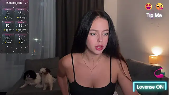 Megan Nilson online show from November 6, 8:04 pm