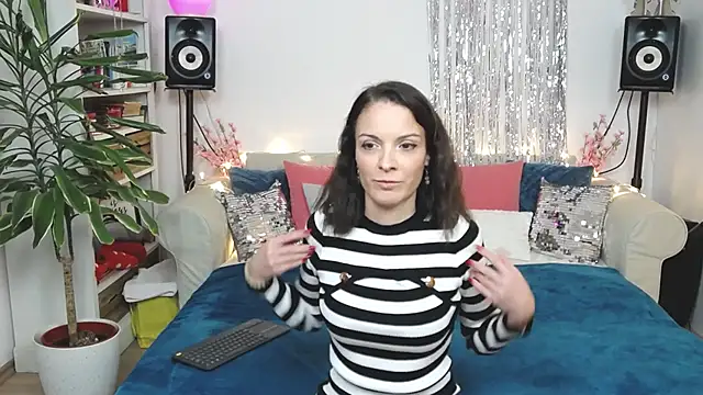 JaneDejaySC online show from April 26, 7:22 pm