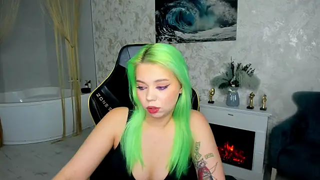 EnergyBunny 1 online show from February 10, 8:12 pm