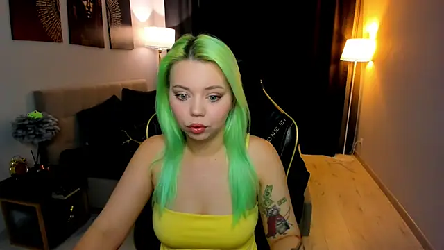 EnergyBunny 1 online show from February 15, 7:35 pm