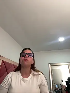 Snapshot of nurse_becky chatting on September 15, 11:34 pm nurse becky online show from September 15, 11:34 pm