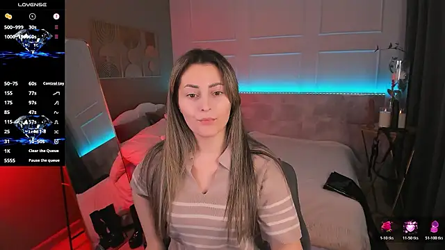 KylieMellow online show from March 25, 5:33 am