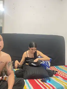 dounolimist777 online show from July 20, 1:19 am