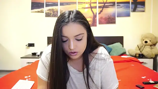 adelline online show from December 15, 9:53 pm