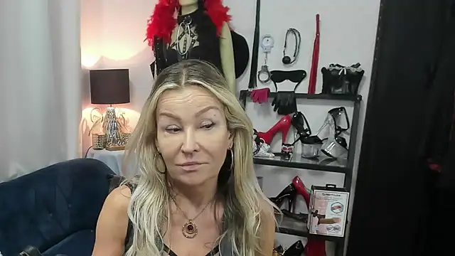 crystaLUX online show from July 6, 4:40 am