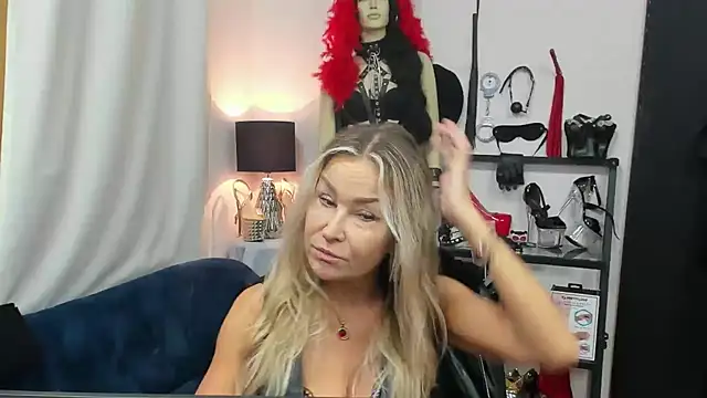 crystaLUX online show from October 13, 4:59 am