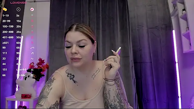 Raven Luna online show from October 6, 4:07 am