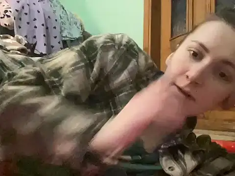 AngelTough20 online show from April 19, 6:10 pm