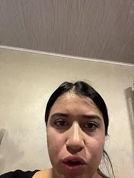 KallyMyller1 online show from April 23, 7:49 pm