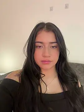 KallyMyller1 online show from April 8, 7:49 pm