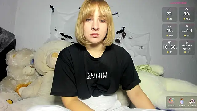 KindKristy online show from October 28, 5:13 am