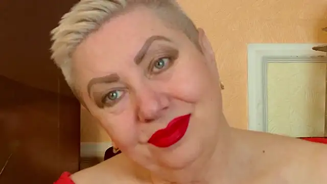 LadyPosh online show from April 28, 10:13 pm