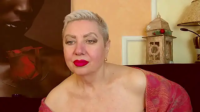 LadyPosh online show from January 8, 9:08 pm