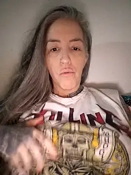 vamporasuccubus19777 online show from April 22, 10:07 pm