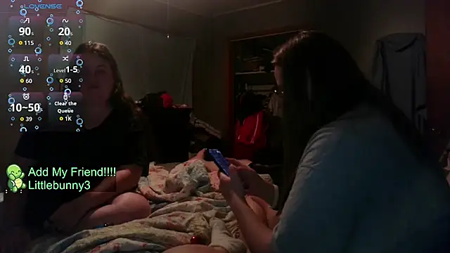 TurtleLady420 online show from November 5, 3:01 am