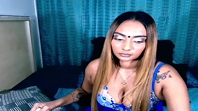 sexyindianchic online show from April 22, 7:55 pm
