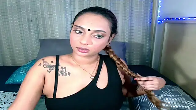 sexyindianchic online show from February 24, 8:07 pm