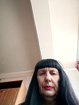 MelanyBanks online show from January 9, 10:30 am