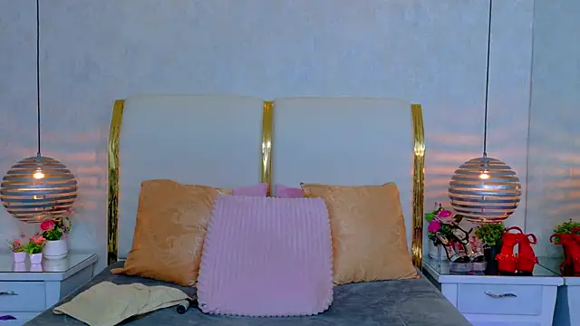 MarilynVega1 online show from July 8, 9:17 pm